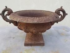 1 vasque jardinière en fonte