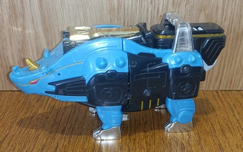 Part zord power rangers - zord,