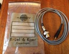 Bruel & Kjaer  Câble Avec