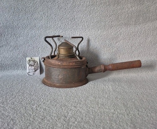 Ancien réchaud pétrole - , à