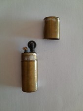 Ancien Briquet à Essence