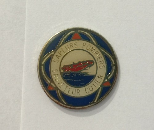 Pin lapel sapeurs - pin's,