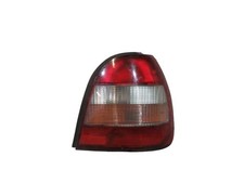 Feu arriere principal droit