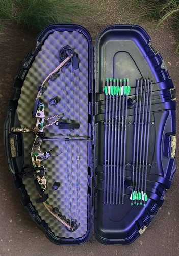 Hoyt stratus plus compound bow - hoyt,
