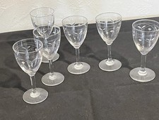 ANCIEN VINTAGE SERVICE 6 VERRES A LIQUEUR VIN H 12 CM DIAM 5.5 CM EN CRISTAL ?