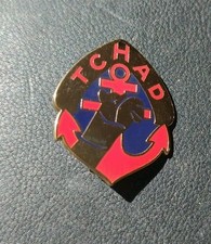 Insigne Militaire.   Regiment De Marche Du Tchad.