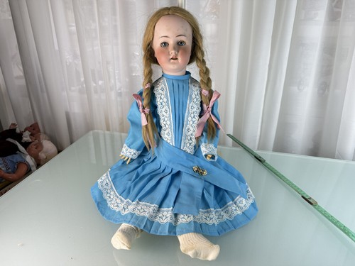 Poupée artiste ancienne - poupée,