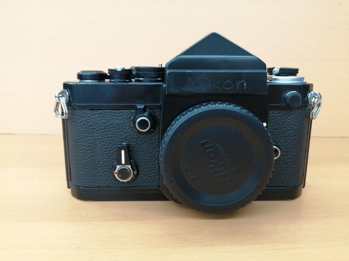 Nikon eyerevell film slr - f2,