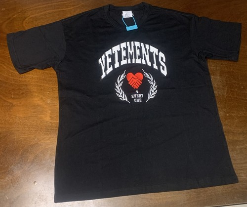 Vetements embroidered logo - vetements,