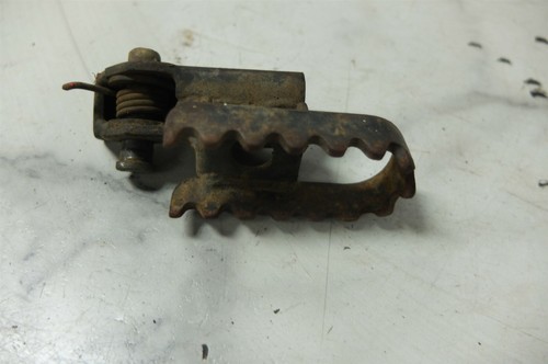 Repose pied gauche suzuki - repose-pied,