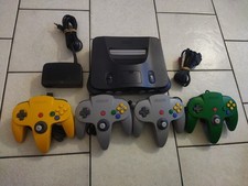 CONSOLE NINTENDO 64 AVEC 4