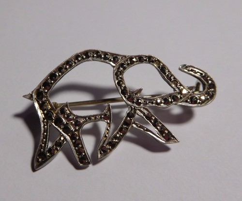 Broche ancienne éléphant - broche,