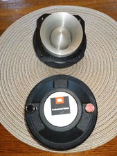 ventage jbl pro line 2402h