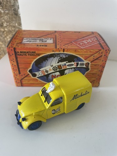 Voiture miniature norev - voiture,
