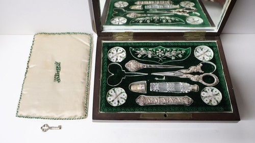 Ancien nécessaire couture - ancien,