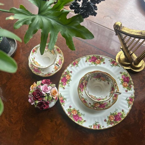 Soucoupe tasse royal albert - tasse,
