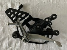 PLATINE PILOTE AVANT DROITE