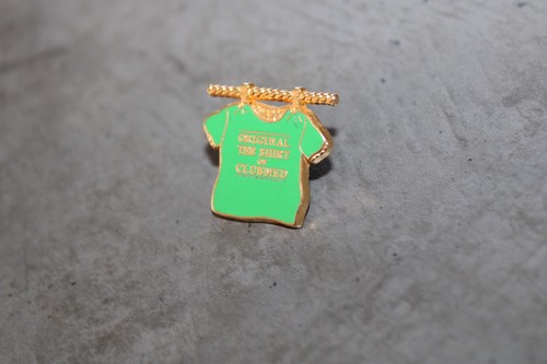 Pins club med vintage - vintage, )