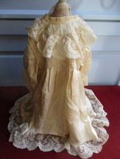 MAGNIFIQUE ROBE TISSU SOYEUX