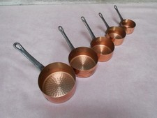 Ensemble de 5 Petites casseroles Vintage en CUIVRE de Villedieu en normandie