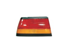 Feu pour Nissan Sunny N13