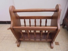 Ancien  porte revues, journaux, magazine en bois massif rustique vintage