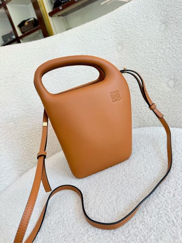 Brand new loewe - new,