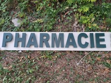 Enseigne Lumineuse PHARMACIE ( 9 LETTRES ) 