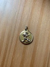 Médaillon ancien FIX signe du Lion – Plaqué or