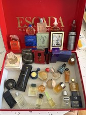 lot de miniatures de parfum