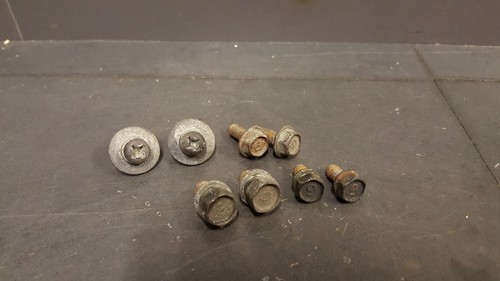 Vis garde boue arrière - garde,