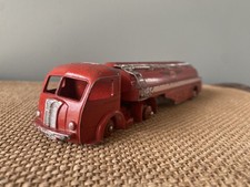 Camion Tracteur Panhard Citerne Titan Esso 1/43 Dinky Toys Ancien 32C