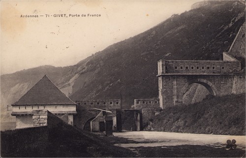 Cpa givet porte - givet,