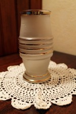 ANCIEN PETIT VASE EN VERRE