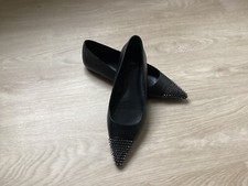 Ballerines ZARA pointure 39 noir bout pointu clouté très bon état
