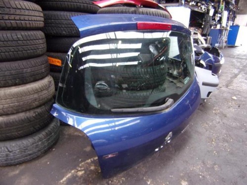 Malle hayon arriere renault - malle/hayon,