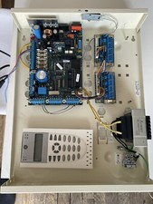 Kit central d’alarme Aritech Master avec transmetteur Simple Vox