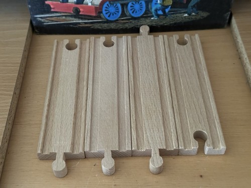 33339 brio wooden train - 6, inch