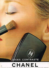 PUBLICITE ADVERTISING 064  1980  CHANEL   cosmétiques  JOUES CONTRASTE