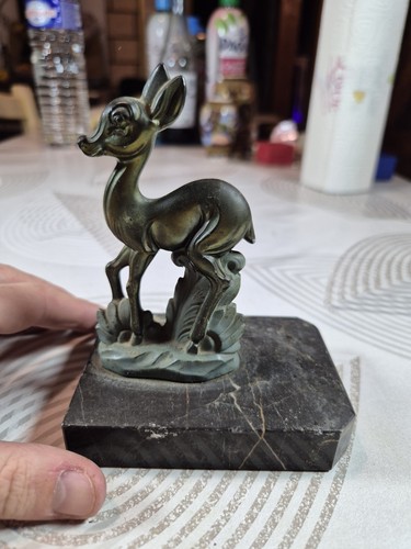 Statuette biche style - , art
