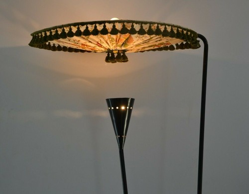 Lampadaire circa 1950 - , dans