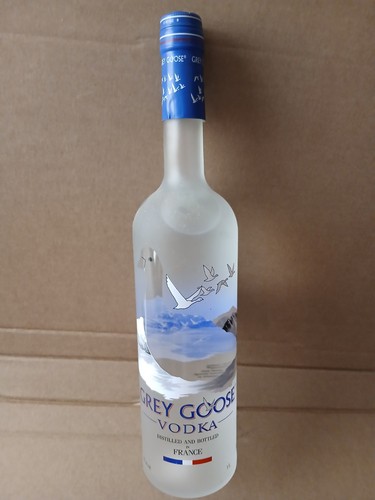 Grey goose vodka france - grey,