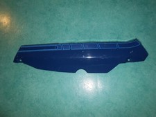 Carter droit bleu foncé