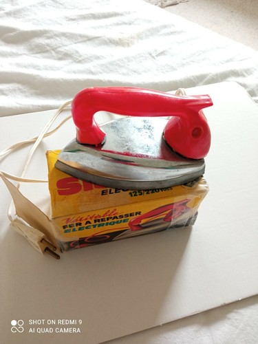 Ancien jouet fer repasser - ancien,