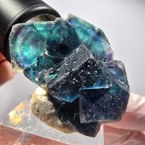 Spécimen cube fluorite - cube,