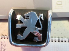 sigle emblème logo calandre Peugeot 106 206 306  NEUF