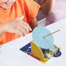 Horloge modèle scientifique