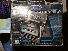 SEGA Mega Drive 2 / Boîte + Cale + Notice(parfait état)+ / PAL / SEGA MEGA-D II