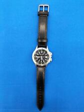 Montre noire pour homme