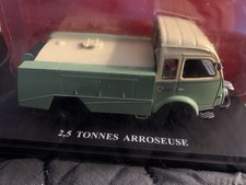 BEAU RENAULT 2,5 TONNES ARROSEUSE   1/43e NEUF BOITE